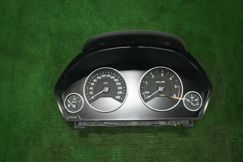 Article DV6M