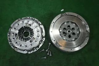 Original BMW F20 F21 F22 F23 F30 F31 Zweimassenschwungrad 21207638306 - Bild 7